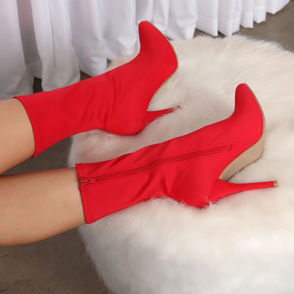 FASHION NOVA-RED HEEL BOOTIE, Women’s Size 7.5